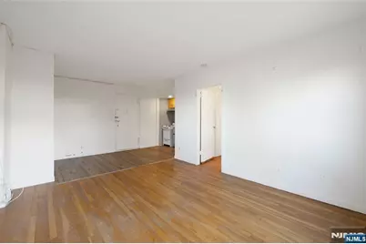 501 Linwood Drive 2H #2H, Fort Lee, NJ 07024 - Photo 11