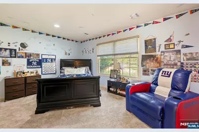 107 Hamilton Trail, Totowa, NJ 07512 - Photo 31