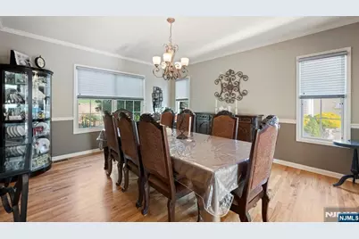 107 Hamilton Trail, Totowa, NJ 07512 - Photo 7