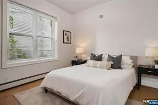 452 Ave 104, Bayonne, NJ 07002 - Photo 23