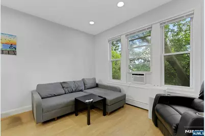452 Avenue 104 #104, Bayonne, NJ 07002 - Photo 3