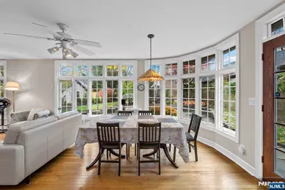 135 Hillcrest Avenue, Leonia, NJ 07605 - Photo 13