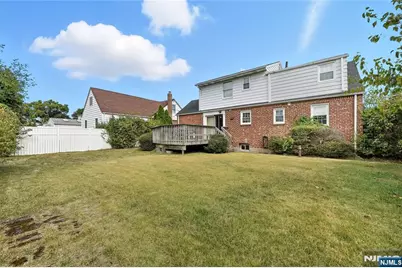 595 Pine Avenue, Saddle Brook Township, NJ 07663 - Photo 27