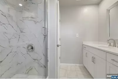 726 Mainsail Lane 726 #726, Secaucus, NJ 07094 - Photo 35