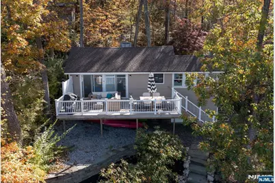 2014 W Lakeside Drive, Vernon, NJ 07422 - Photo 33