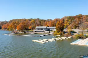 2014 W Lakeside Dr, Vernon, NJ 07422 - Photo 43