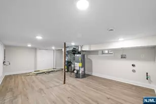 165 Jerome Pl, Bloomfield, NJ 07003 - Photo 25