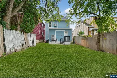 139 Myrtle Avenue, Irvington, NJ 07111 - Photo 27