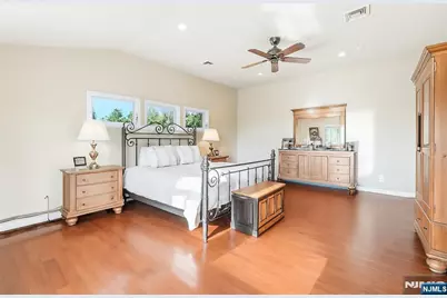 23 Surrey Drive, Wayne, NJ 07470 - Photo 17