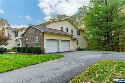 95 Butternut Drive, Wayne, NJ 07470 - Photo 31