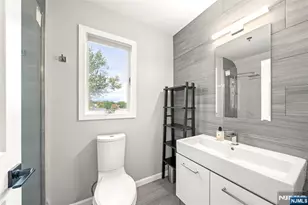 1333 15th St, Fort Lee, NJ 07024 - Photo 23