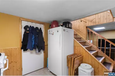 4 Crescent Road, Wallington, NJ 07057 - Photo 33