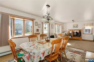 4 Crescent Rd, Wallington, NJ 07057 - Photo 9