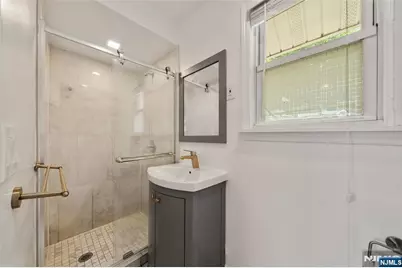 450 Fort Lee Road, Leonia, NJ 07605 - Photo 11