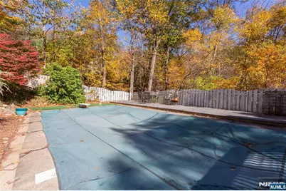 318 Germantown Road, West Milford, NJ 07480 - Photo 5