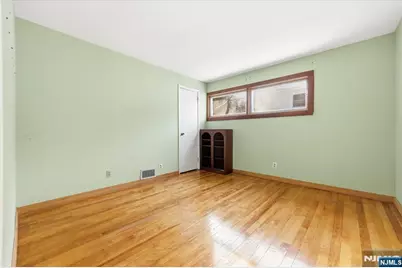 228 Zabriskie Place, River Edge, NJ 07661 - Photo 21