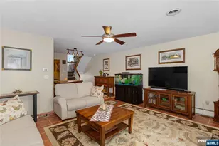 3 Ross Rd, Wallington, NJ 07057 - Photo 5
