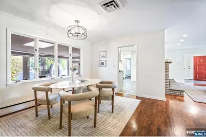 16 Crossbrook Place, Livingston, NJ 07039 - Photo 5