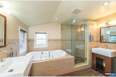 179 Lower Notch Road, Little Falls Township, NJ 07424 - Photo 15