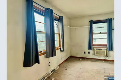 70 Orchard Street, Garfield, NJ 07026 - Photo 9