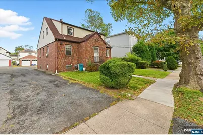 116 Howard Avenue, Passaic, NJ 07055 - Photo 3