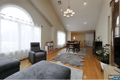 36 Monhegan Street, Clifton, NJ 07013 - Photo 9