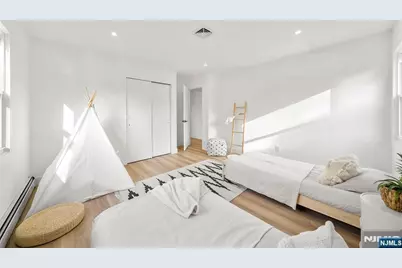 812 Ridgewood Avenue, Oradell, NJ 07649 - Photo 17