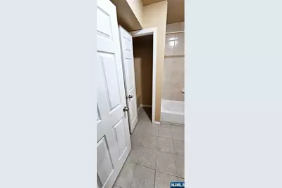51 Godwin Avenue, Paterson, NJ 07501 - Photo 11