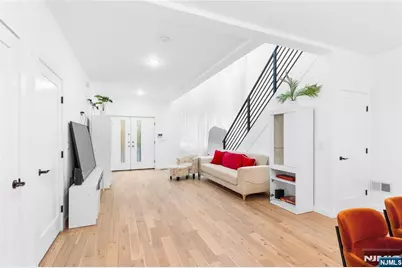 470 Myrtle Avenue, Englewood, NJ 07631 - Photo 3