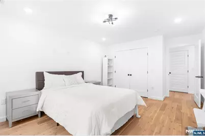 470 Myrtle Avenue, Englewood, NJ 07631 - Photo 23