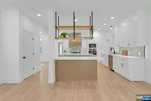 264 Merrison St, Teaneck Township, NJ 07666 - Photo 11