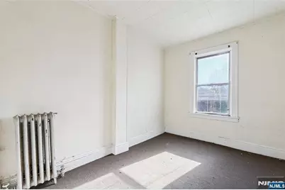 385 Broadway, Passaic, NJ 07055 - Photo 23