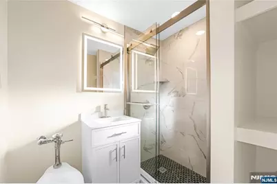 6010 Boulevard E 57A #57A, West New York, NJ 07093 - Photo 11