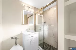 6010 Blvd E 57A, West New York, NJ 07093 - Photo 11