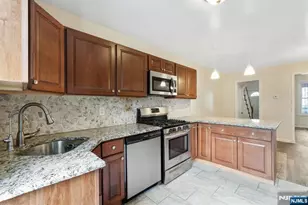 14 Van Wagenen St, Newark, NJ 07104 - Photo 3