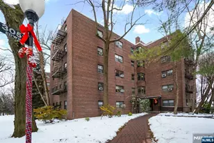 3051 Edwin 1B, Fort Lee, NJ 07024 - Photo 3