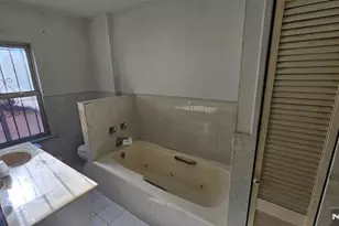 1167 Bergen St, Newark, NJ 07112 - Photo 15