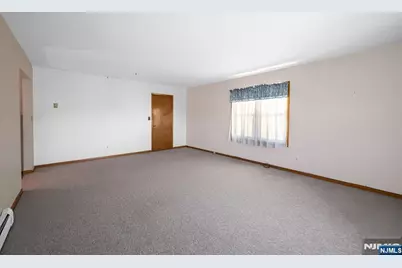 356 Westminster Place, Lodi, NJ 07644 - Photo 21