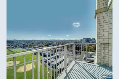 160 Overlook Avenue 17C #17C, Hackensack, NJ 07601 - Photo 19