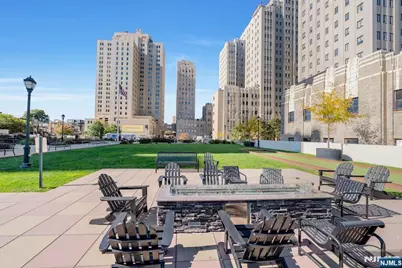 4 Beacon 800 #800, Jersey City, NJ 07304 - Photo 25