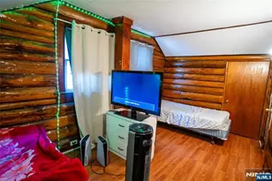 196 Hayward Pl, Wallington, NJ 07057 - Photo 15