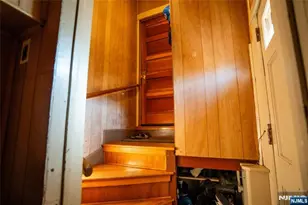 196 Hayward Pl, Wallington, NJ 07057 - Photo 23