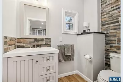 160 Alexander Avenue, Nutley, NJ 07110 - Photo 11