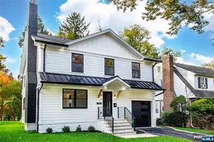 700 Ramapo Rd, Teaneck Township, NJ 07666 - Photo 1