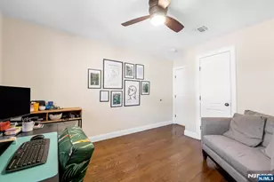 1068 Fairview Ln, Fort Lee, NJ 07024 - Photo 29