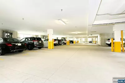 10203 Warrens Way W/Deeded Garage #W/DEEDED GARAGE, Wanaque, NJ 07465 - Photo 27