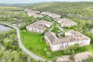 10203 Warrens Way W/Deeded Garage, Wanaque, NJ 07465 - Photo 45