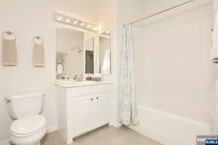 10203 Warrens Way W/Deeded Garage, Wanaque, NJ 07465 - Photo 25