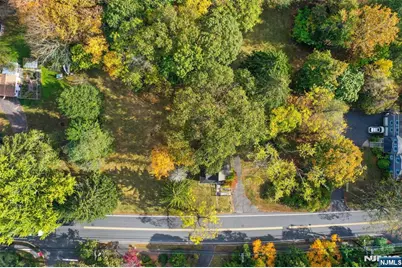 256 Pascack Road, Woodcliff Lake, NJ 07677 - Photo 3