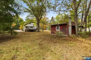 256 Pascack Rd, Woodcliff Lake, NJ 07677 - Photo 25